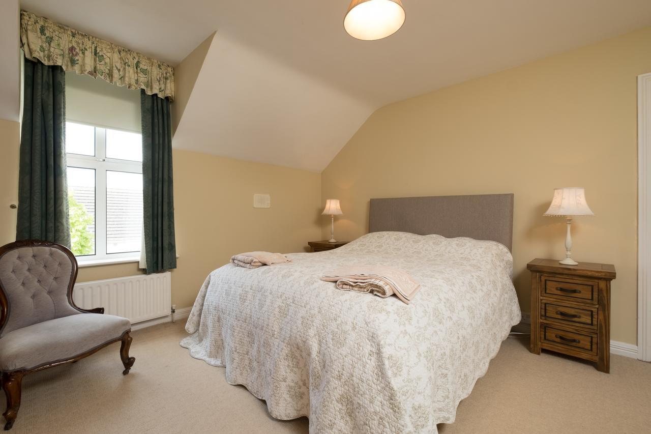 Ashwood House Bed & Breakfast Corrandulla Екстериор снимка